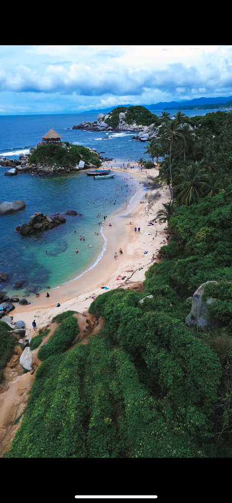 Visit Colombia — Destination reel + carousel
