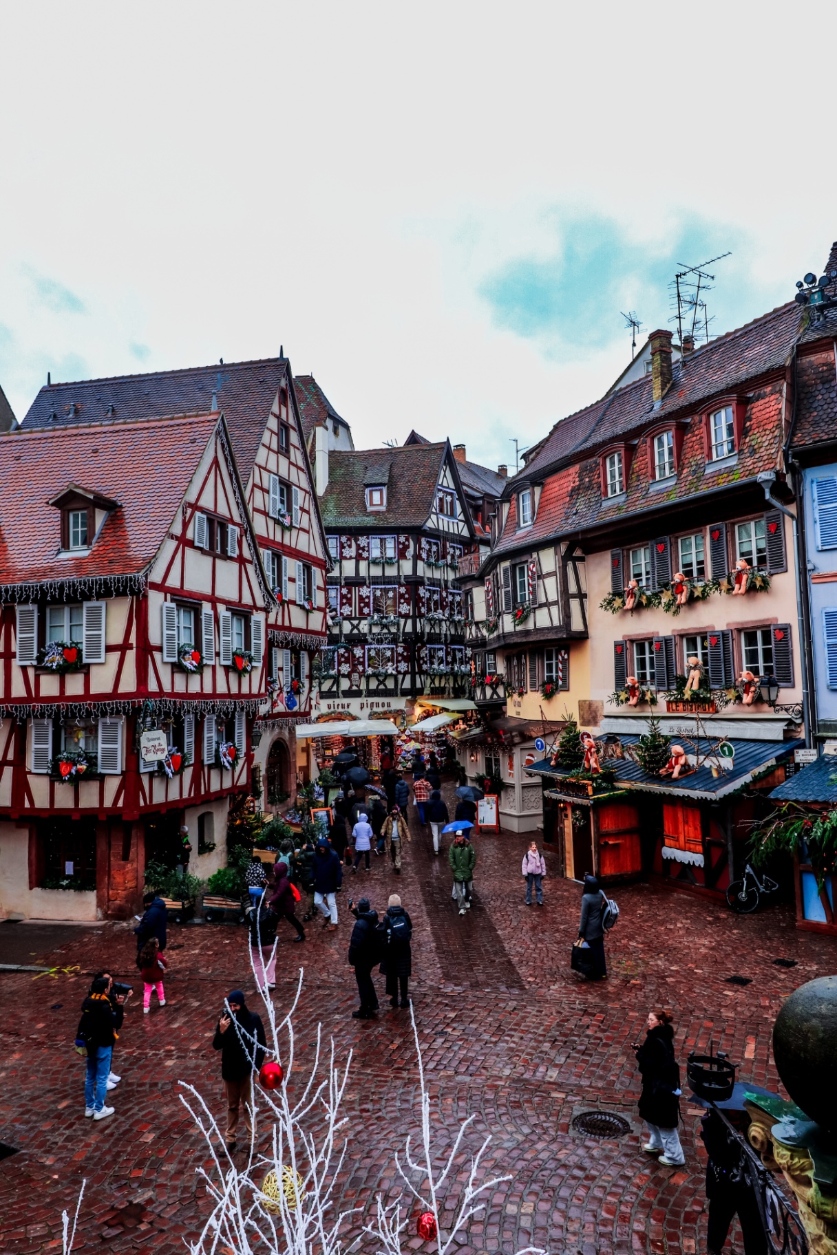 European Christmas market road trip route through Switzerland, France, and Germany